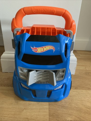 Hot wheels car case launcher - hot,