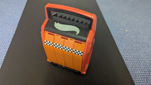 Hot wheels car - wheels, carry